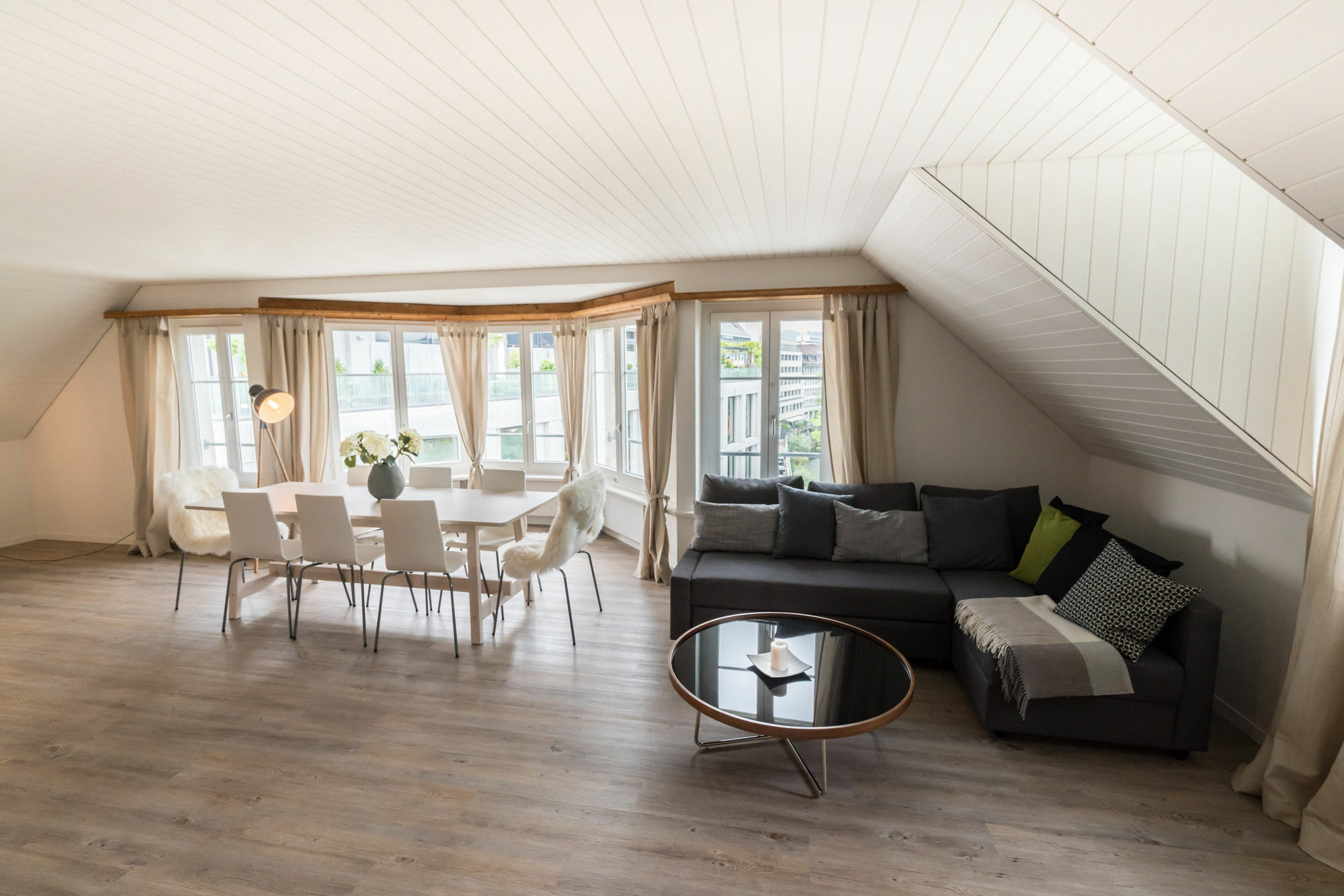 Loewenplatz Apartment Near Station By Airhome Zürich Kültér fotó