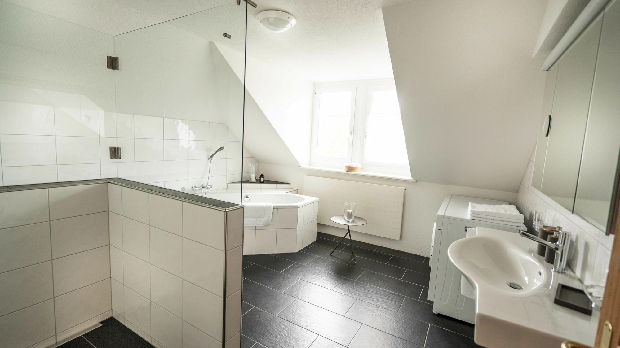 Loewenplatz Apartment Near Station By Airhome Zürich Kültér fotó